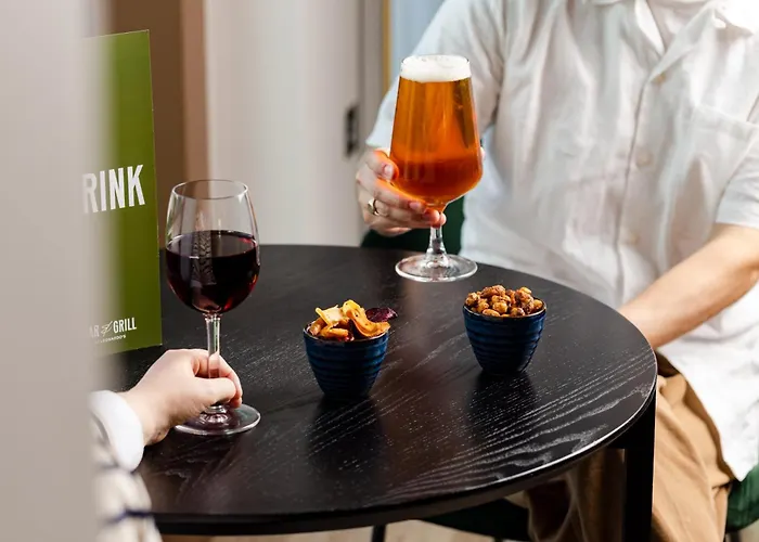 Top Hotels Near Exeter Park and Ride